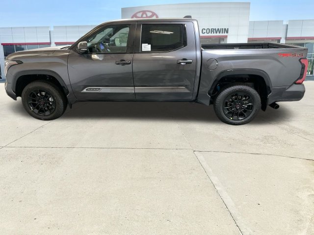 Used 2025 Toyota Tundra Platinum w/ TRD Off-Road Package AWD/4WD image 5