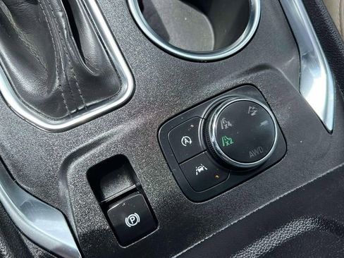 Certified 2023 Chevrolet Traverse Premier AWD/4WD image 34