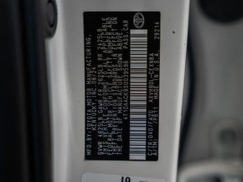 Used 2025 Toyota Camry LE FWD image 35