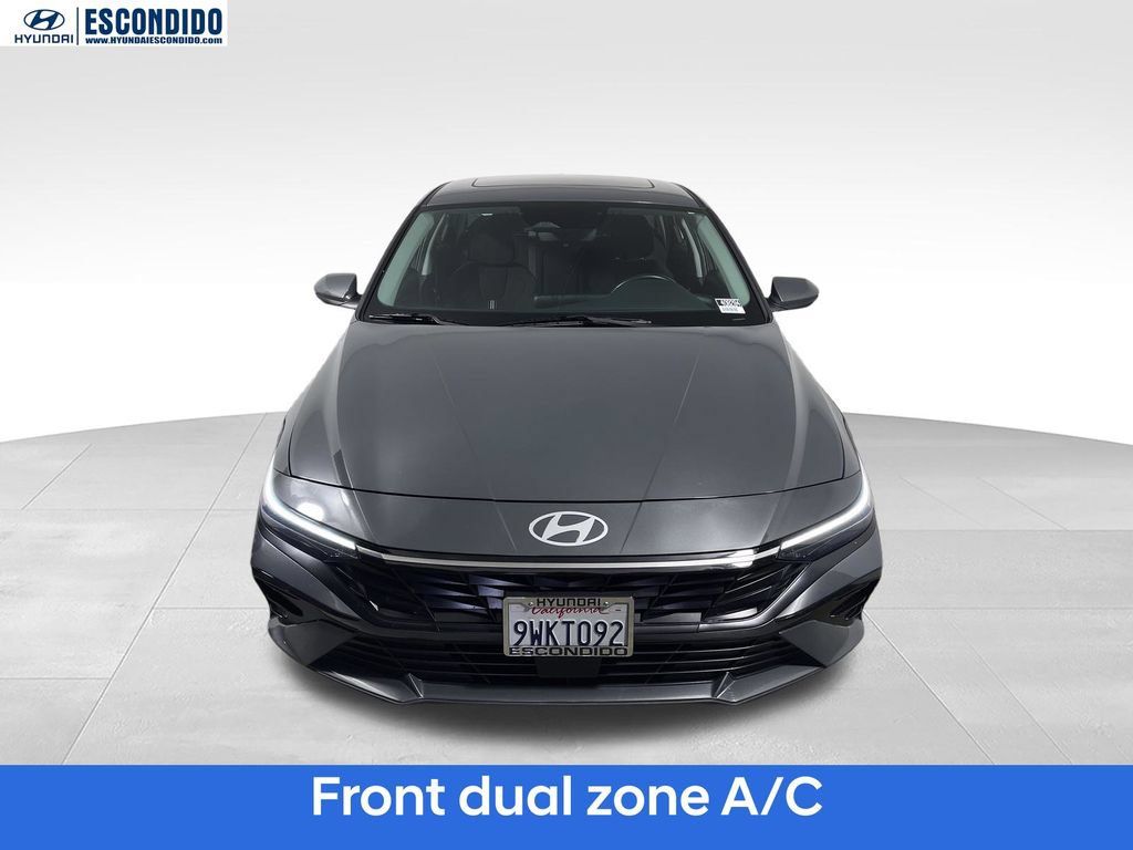 Certified 2025 Hyundai Elantra SEL FWD image 9
