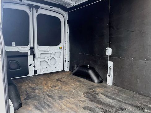 Used 2022 Ford Transit 250 Medium Roof AWD w/ Load Area Protection Package image 26
