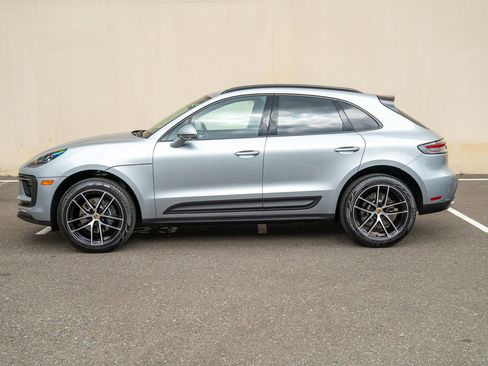 Certified 2026 Porsche Macan Turbo AWD/4WD image 2