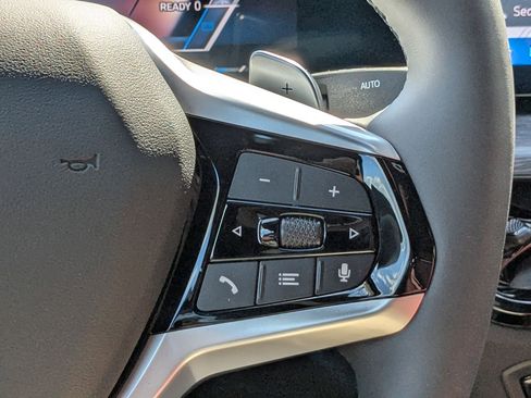 New 2025 BMW 330i xDrive Sedan w/ Premium Package image 19