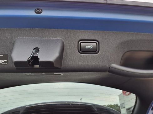 New 2026 Kia Sportage SX image 8