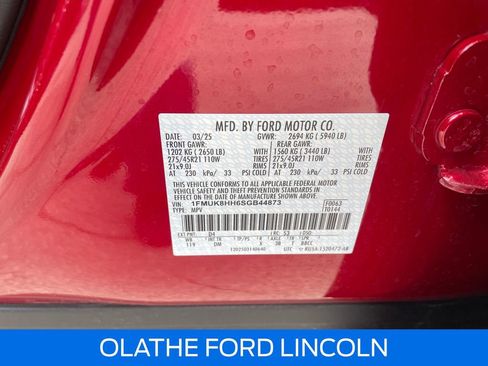 Used 2025 Ford Explorer Platinum w/ LUX Leather Package image 21