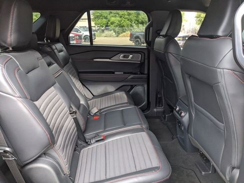 New 2025 Ford Explorer ST-Line image 25