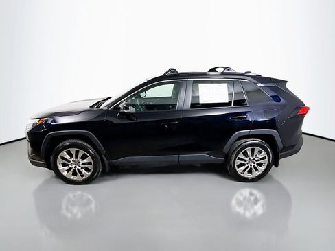 Certified 2023 Toyota RAV4 XLE Premium image 4
