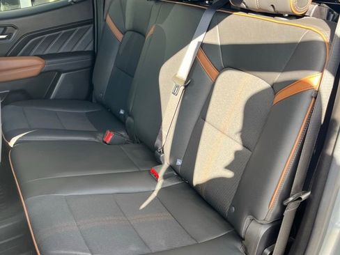 Used 2023 GMC Canyon AT4 image 20