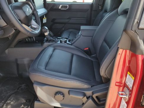 New 2026 Ford Bronco Big Bend w/ Black Diamond Package AWD/4WD image 6
