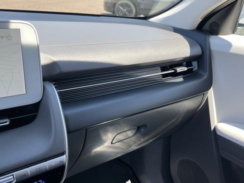 Certified 2024 Hyundai Ioniq 5 SEL RWD image 25