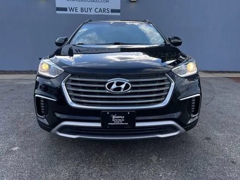 Used 2017 Hyundai Santa Fe SE AWD/4WD image 2
