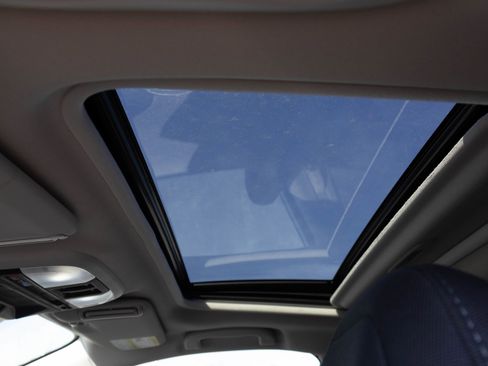 New 2025 Subaru Crosstrek 2.0i Premium image 23