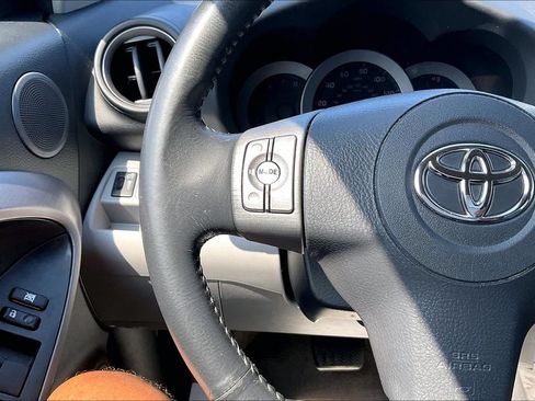 Used 2008 Toyota RAV4 Limited AWD/4WD image 12