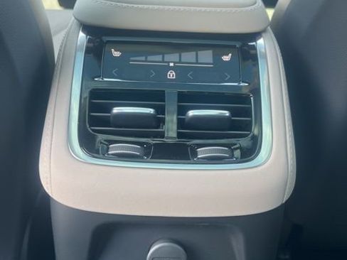 New 2026 Volvo XC90 T8 Plus w/ Protection Package AWD/4WD image 24