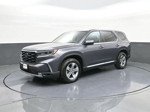 Used 2025 Honda Pilot EX-L image 1
