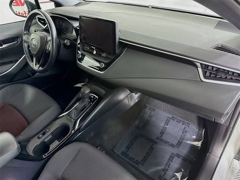 Certified 2023 Toyota Corolla SE image 29