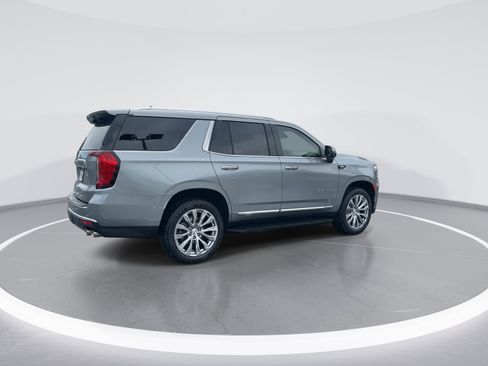 Used 2024 GMC Yukon Denali AWD/4WD image 9
