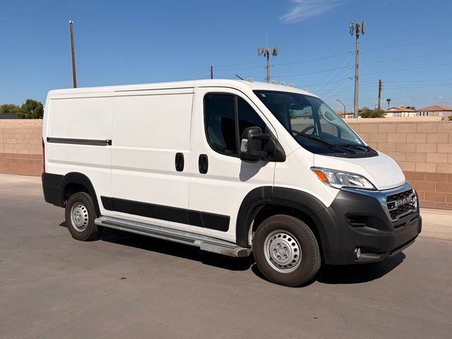 Used 2025 RAM ProMaster 2500 w/ U-Haul Equipment Group FWD image 5