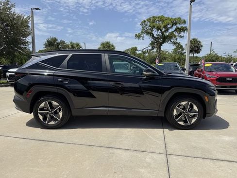 Used 2025 Hyundai Tucson SEL FWD image 3