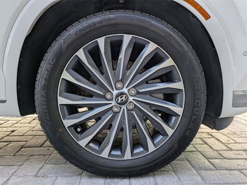 Used 2023 Hyundai Palisade Calligraphy image 11