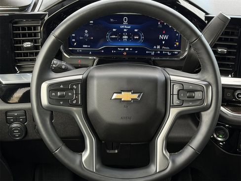 Certified 2025 Chevrolet Silverado 2500 LT w/ Convenience Package image 14