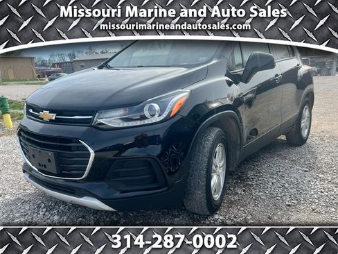 Used 2021 Chevrolet Trax LT w/ Driver Confidence Package FWD image 1