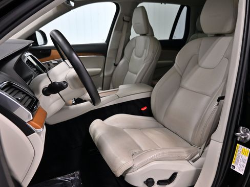 Used 2019 Volvo XC90 T6 Inscription w/ Protection Package Premier AWD/4WD image 6