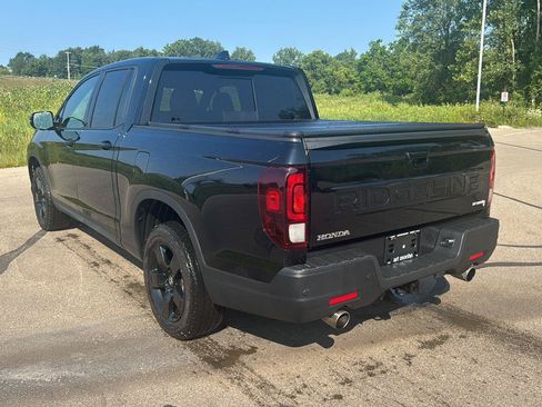 Used 2024 Honda Ridgeline Black Edition image 3