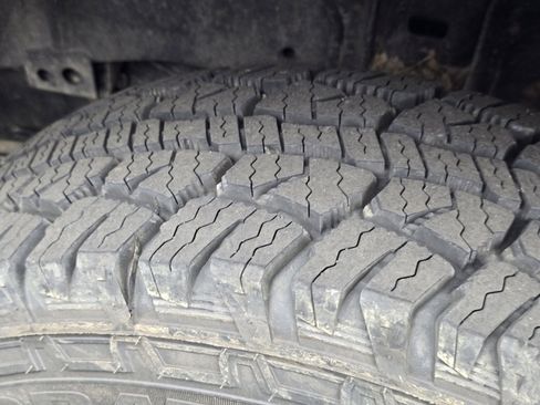 Used 2021 Toyota Tacoma SR image 12