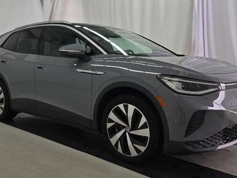 Used 2022 Volkswagen ID.4 Pro S image 3