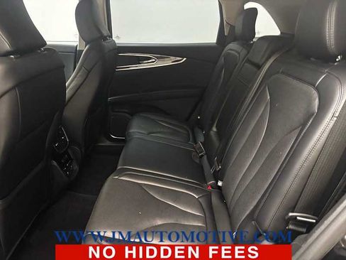 Used 2022 Lincoln Nautilus Reserve AWD/4WD image 34