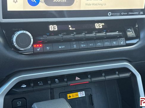 Used 2024 Toyota Tundra Platinum image 22