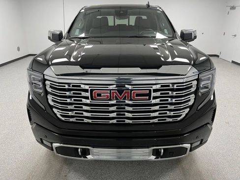 Used 2025 GMC Sierra 1500 Denali w/ Denali Reserve Package image 3