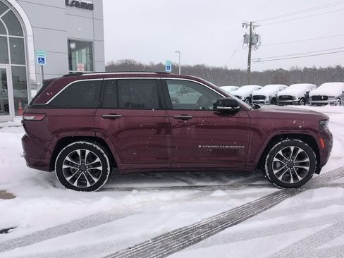 Used 2023 Jeep Grand Cherokee Overland image 8