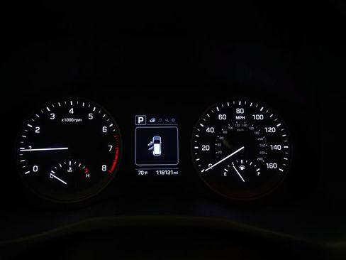 Used 2016 Hyundai Tucson SE w/ Option Group 12 FWD image 2