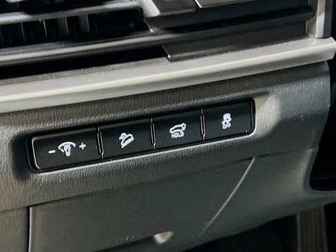 New 2025 Kia Telluride S image 10