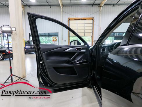 Used 2023 MAZDA CX-9 Touring AWD/4WD image 16