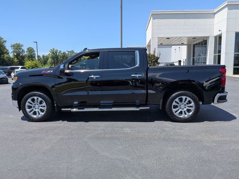 Used 2025 Chevrolet Silverado 1500 LTZ w/ LTZ Premium Package AWD/4WD image 8