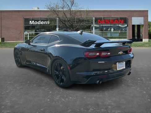 Used 2023 Chevrolet Camaro LT image 2