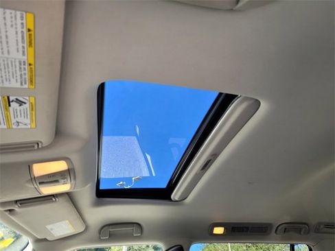 Used 2018 Nissan Armada Platinum w/ Captain Seat Package image 27