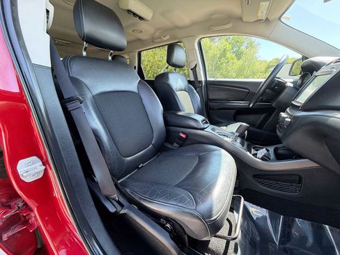 Used 2015 Dodge Journey Crossroad w/ Flexible Seating Group AWD/4WD image 18
