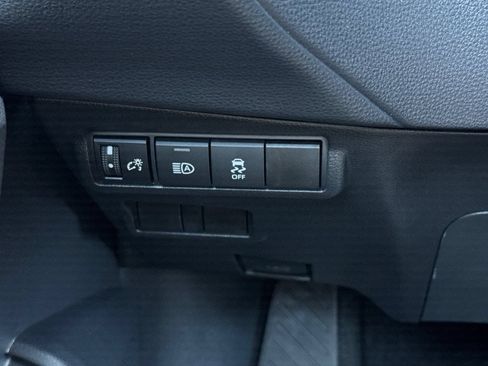 New 2026 Toyota Corolla Cross LE FWD image 29