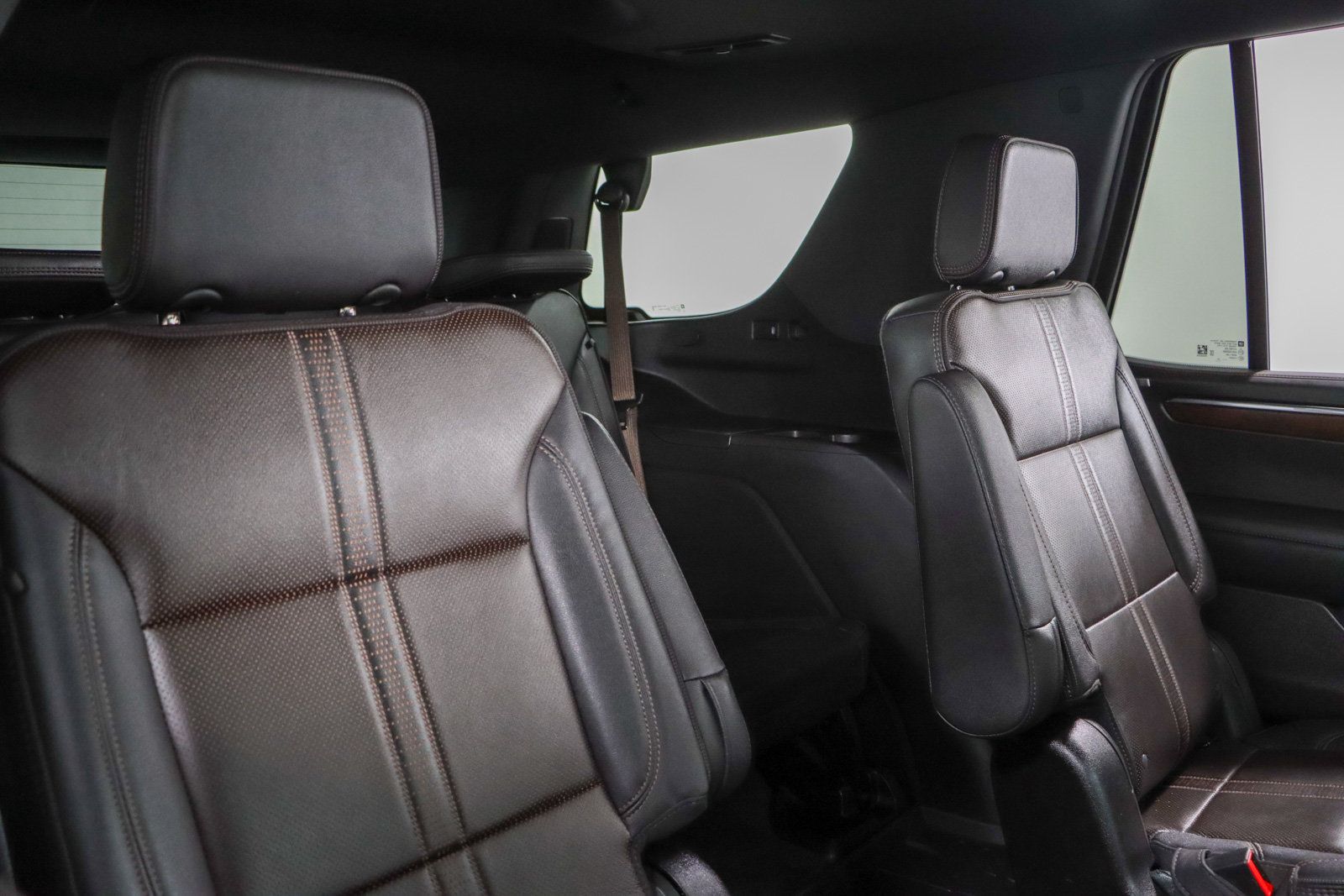 Used 2025 Chevrolet Tahoe High Country w/ Sun And Tow Package AWD/4WD image 33