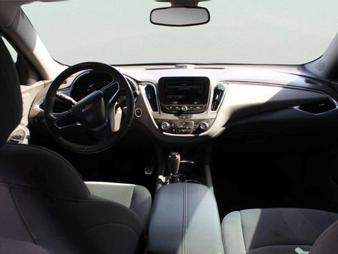 Used 2016 Chevrolet Malibu LT FWD image 8