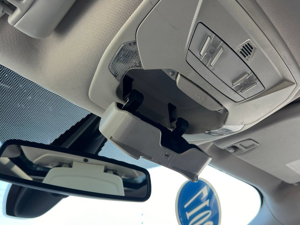 Used 2017 Ford Escape Titanium FWD image 42