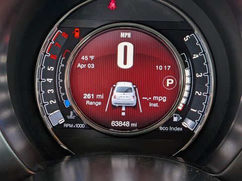 Used 2015 FIAT 500 Pop FWD image 10