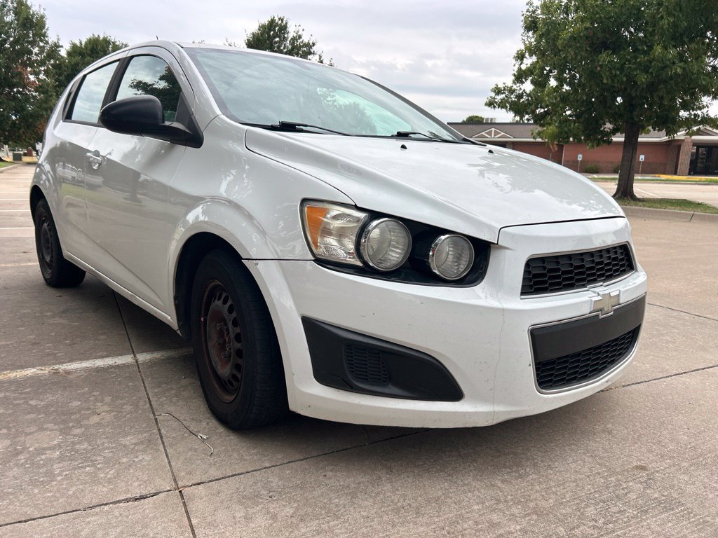 Used 2014 Chevrolet Sonic LS FWD image 11