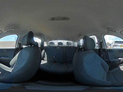 Used 2025 Kia K4 FWD image 41