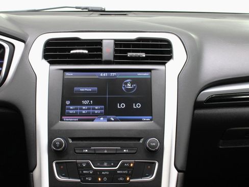 Used 2016 Ford Fusion SE image 51