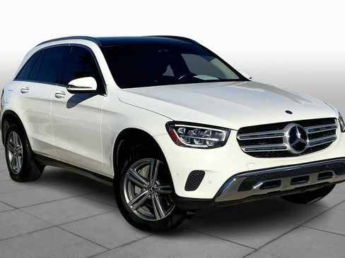 Used 2021 Mercedes-Benz GLC 300 4MATIC image 2